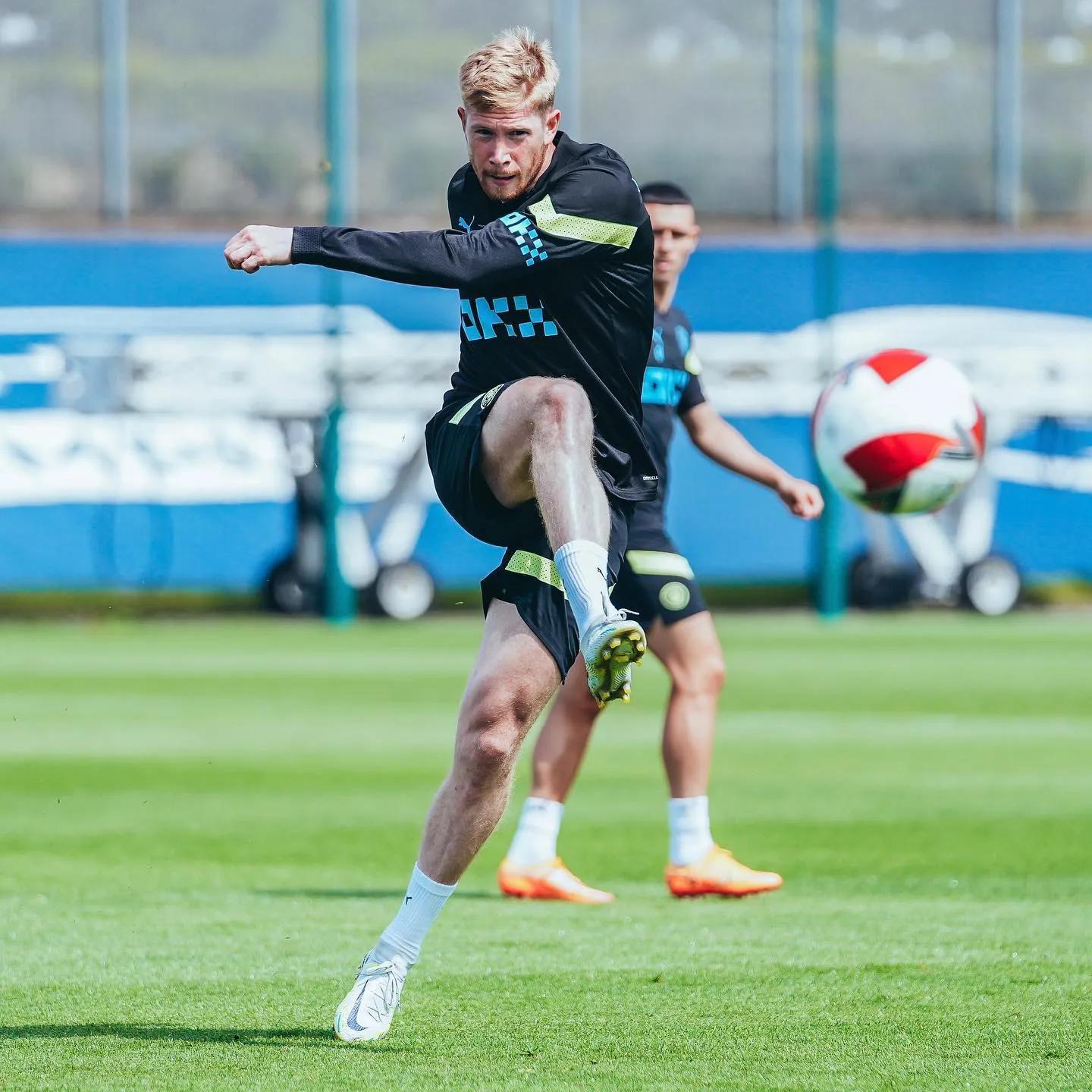 开云中国-转会期拜仁慕尼黑备战社区盾萨克拉门托国王今晨强势反弹，今夜费耶诺德调整名单以备意甲看傻球迷