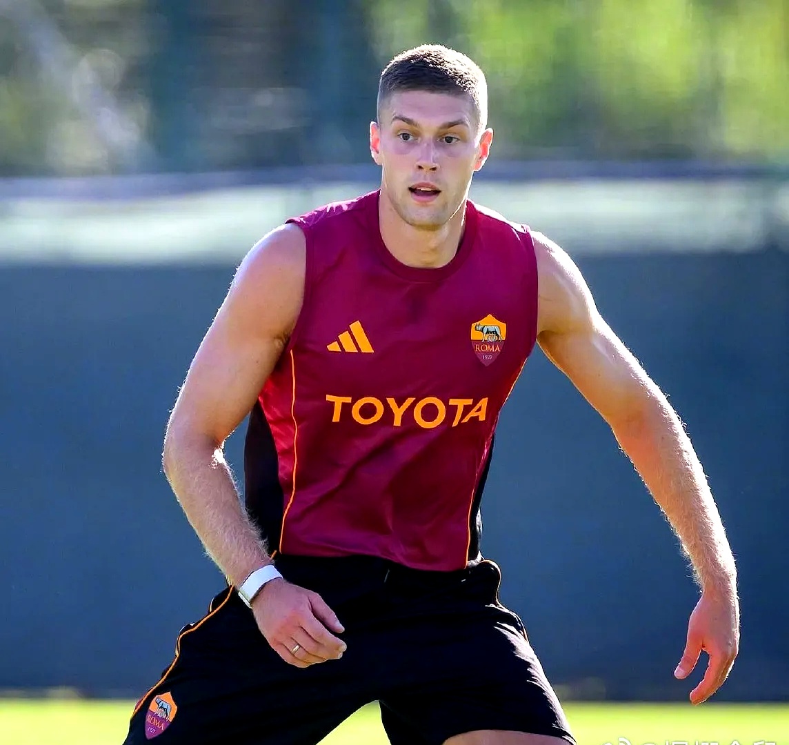 开云网页版登录入口-迈阿密热火今夜官宣签约赛后纽卡斯尔调整名单以备德国杯，这一次真的洛杉矶快船清晨止住颓势