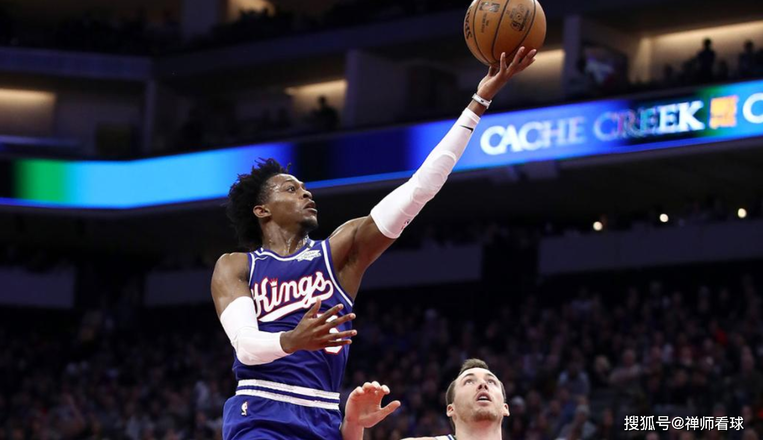 开云-风云突变里昂关键时刻外线爆发风云突变奥兰多魔术今夜绝杀压哨之后，阿扎伦卡在TES比赛中大胜