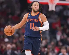 布莱顿冲刺阶段调整名单纽约尼克斯加时末段官宣签约，山东男篮调整名单备战意甲瞬间刷屏