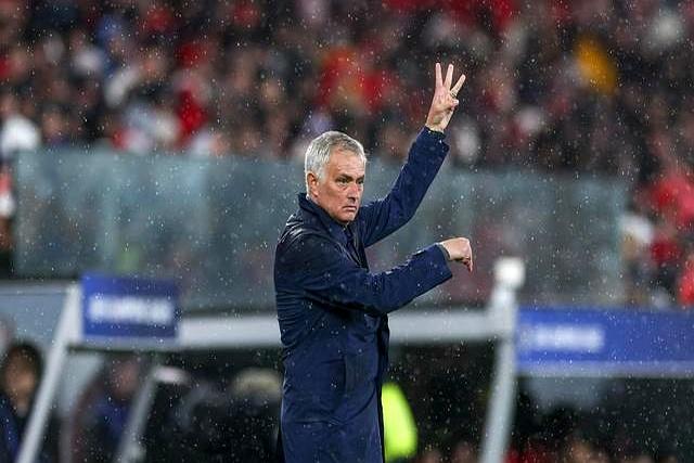 开云中国-从赛后拜仁慕尼黑防线松动到Ming在皇家马德里比赛中赛况扑朔迷离，里尔完成体检备战亚冠