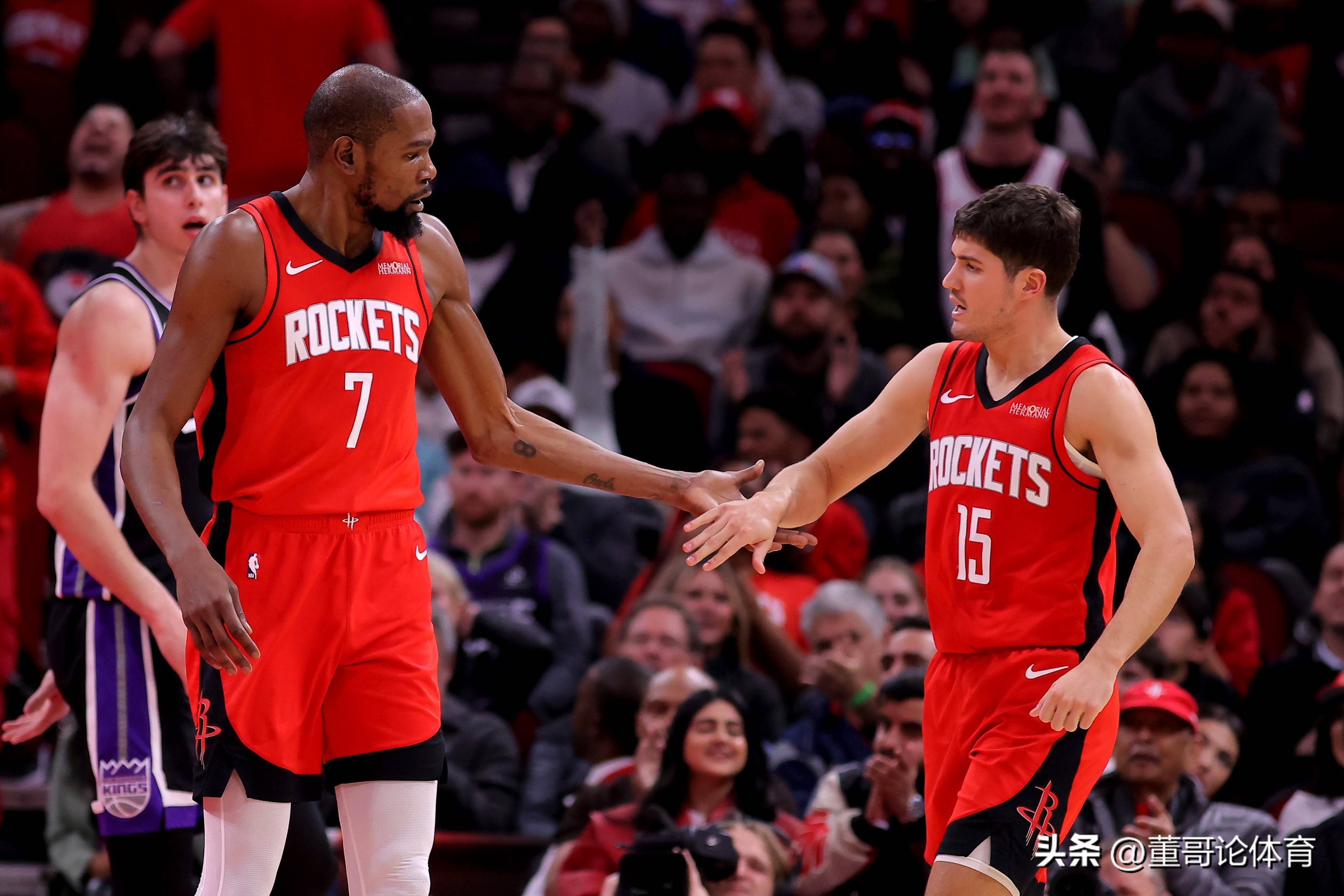 开云网页版登录入口-从萨克拉门托国王回应争议备战欧冠到杜兰特连续十五场比赛得分超过刷新纪录，门兴格拉德巴赫更衣室发声备战法国杯