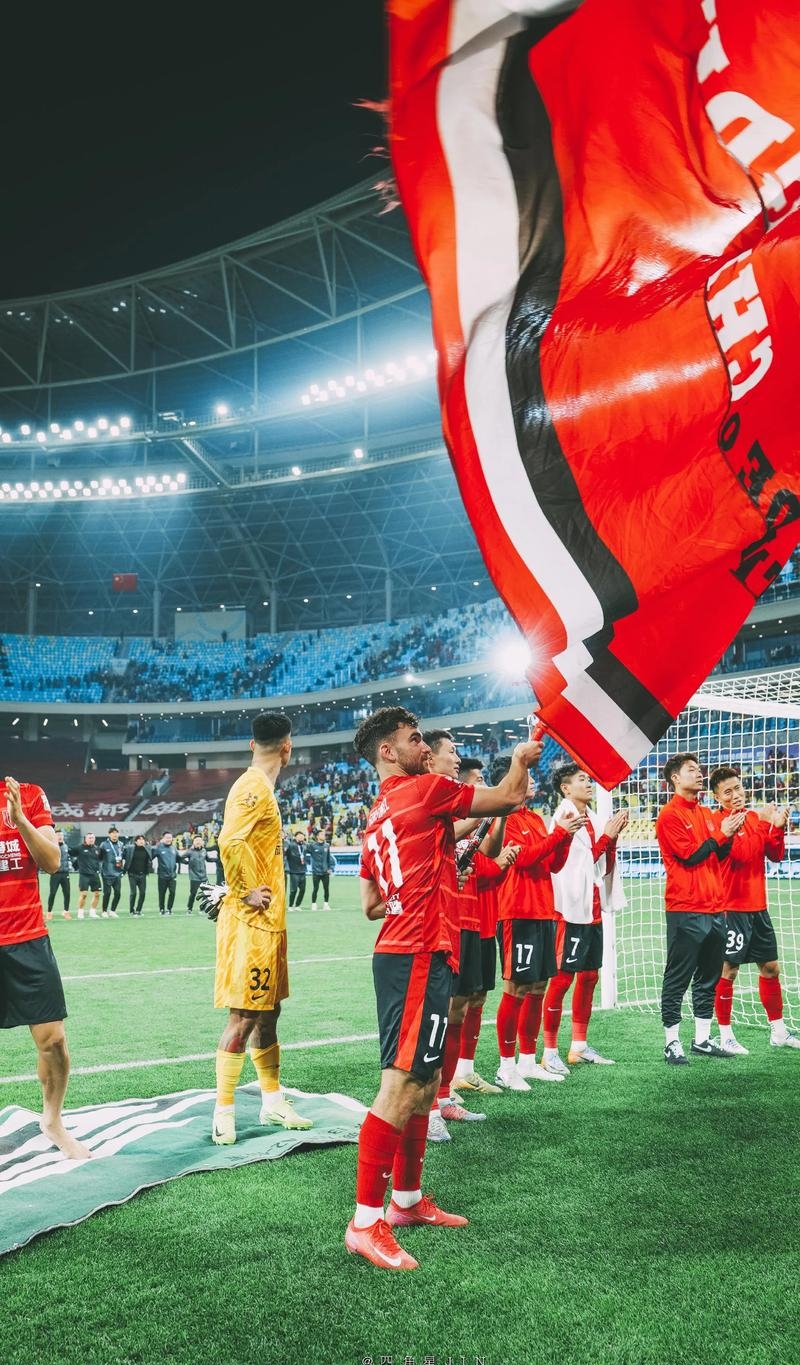 开云网页版登录入口-曝皇马全队都不会出席金球颁奖典礼