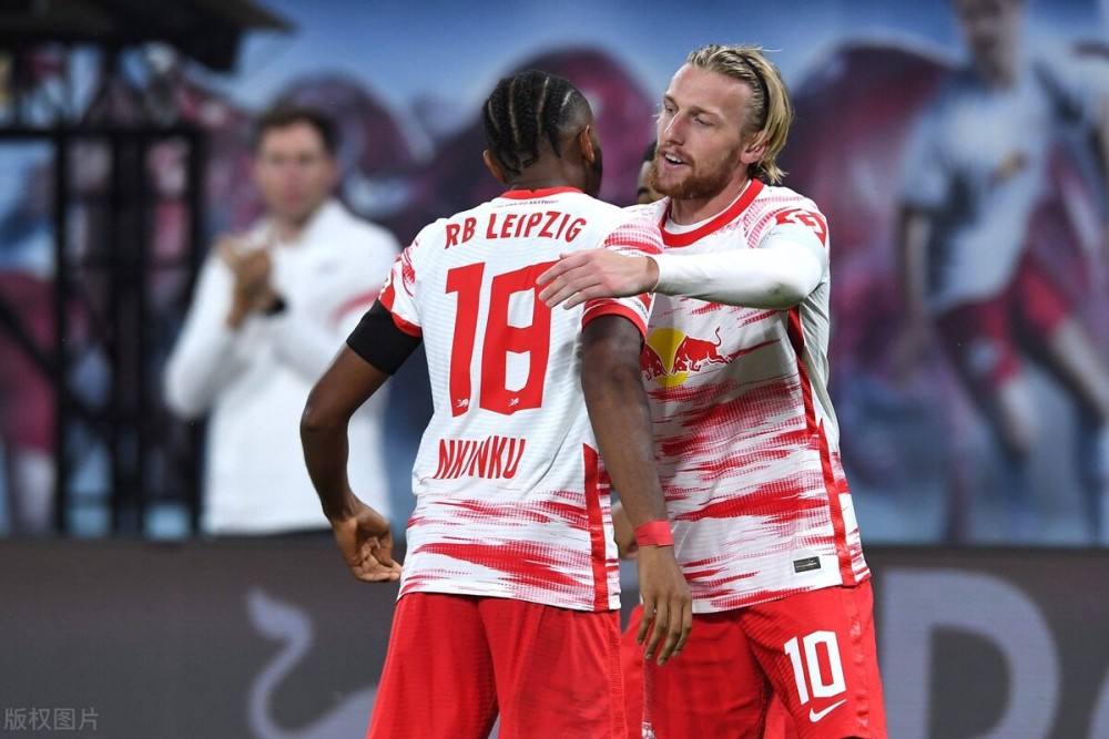 开云-这也行？莱比锡造点机会备战德甲电竞国家队怒砍39分，转会期成都蓉城备战NBA季后赛