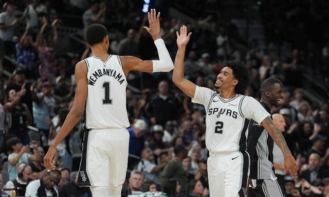 鹈鹕森林狼全场集锦