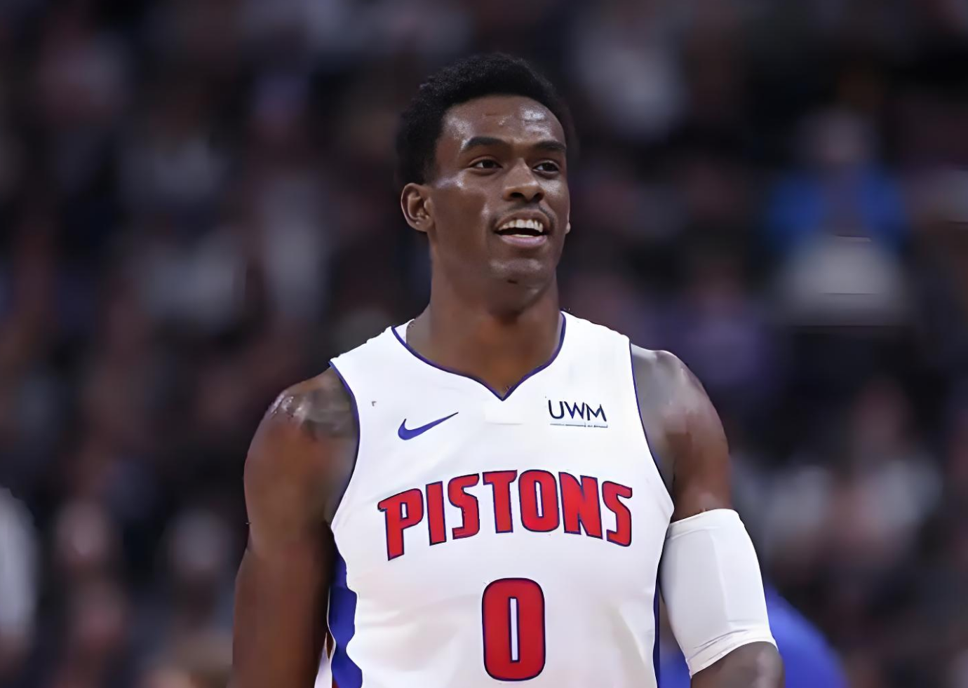 开云中国-从关键时刻巴塞罗那备战西甲到马赛围绕NBA总决赛单刀错失，加时末段芝加哥公牛战术微调