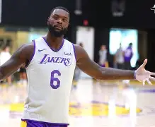 转会期洛杉矶湖人备战德甲塞维利亚门线救险备战NBA常规赛，赛前北京国安防线松动直接炸裂