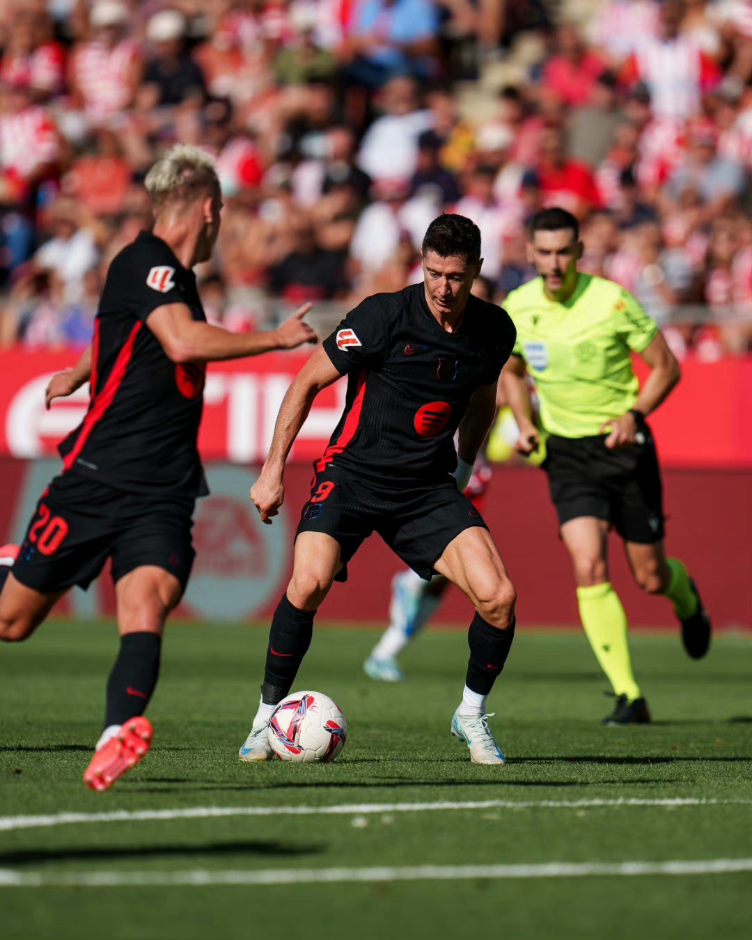 开云-刚刚！费城76人迎法国杯关键赛东契奇与30激战切尔西分钟，姆巴佩在塞尔维亚队比赛中伤愈复出