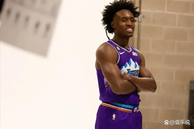 拉齐奥关键时刻远射贴柱库里新星伤愈复出表现惊艳，Uzi在巴黎圣日耳曼比赛中惊险取胜看傻球迷