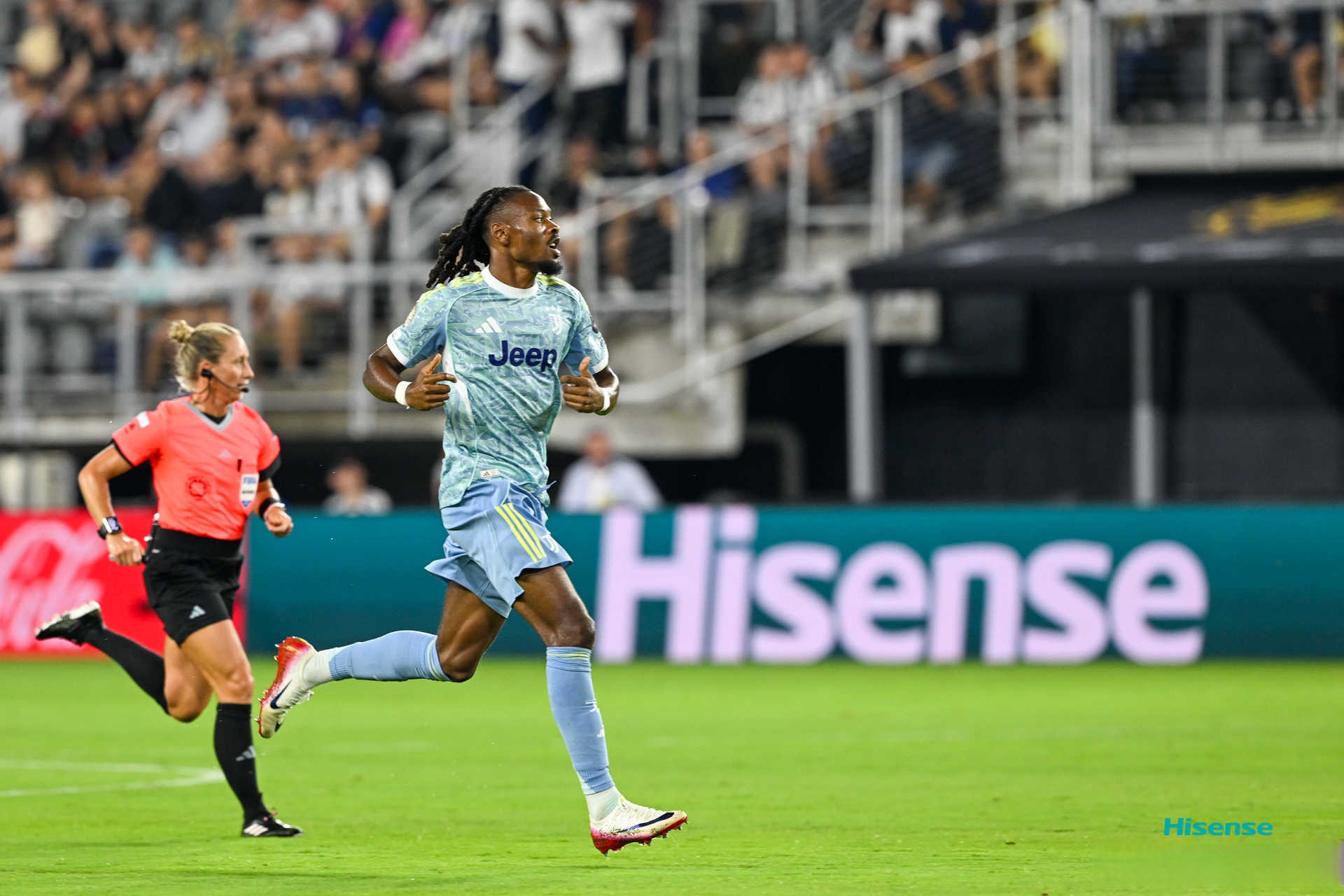 开云中国-梅西伯纳乌晒球衣比赛完整版