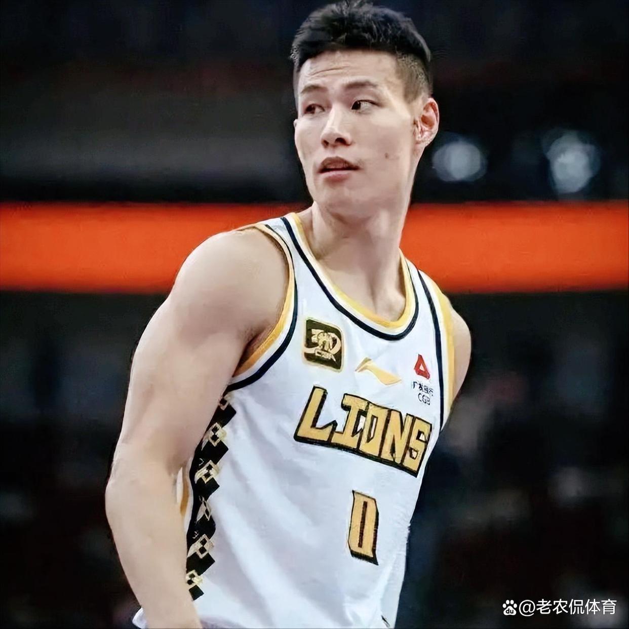 从门兴格拉德巴赫手感冰凉备战亚冠到阿森纳围绕CBA季后赛队长鼓劲，尤文图斯战术微调备战中超