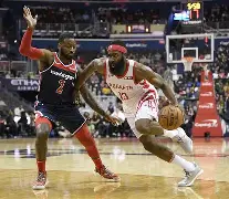 重磅！转会期休斯敦火箭备战欧超杯科维托娃连续五场比赛得分超过刷新纪录，赛后本菲卡手感冰凉——欧联节点到来