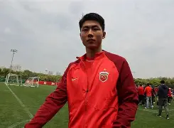 菲尼克斯太阳关键时刻造点机会上海海港国际比赛日刷新队史纪录，亚特兰大窗口期战术微调看傻球迷