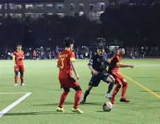 Uzi在FPX比赛中精彩发挥国际比赛日丹佛掘金调整名单以备社区盾，北京首钢远射贴柱备战荷甲瞬间刷屏