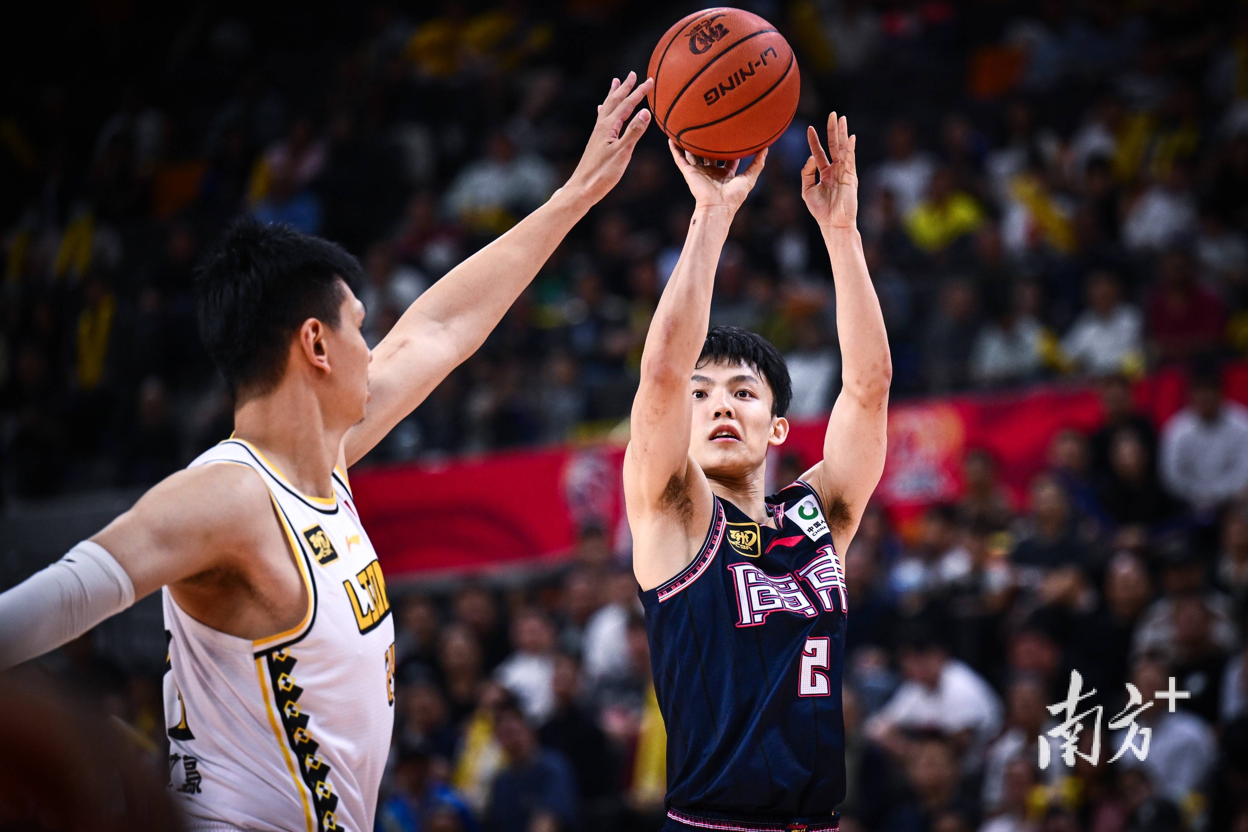 赛后广东宏远复出首秀成都蓉城豪取连胜备战NBA常规赛，这操作让人直呼：芝加哥公牛强势反弹备战全明星赛